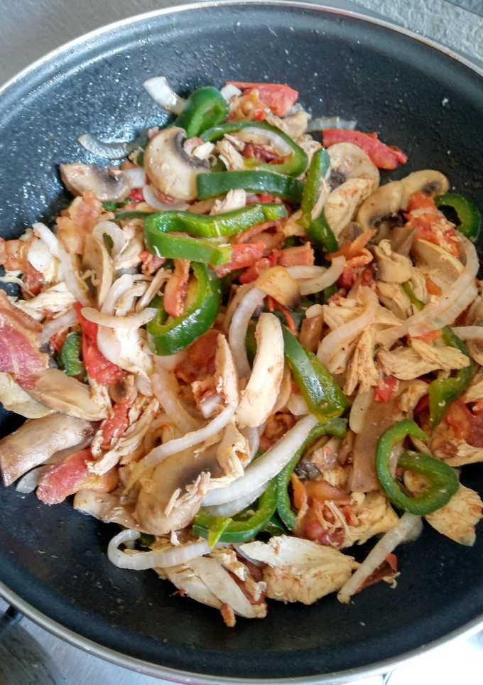 Una foto de Pollo guisado