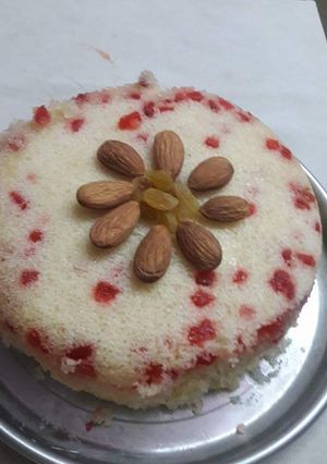 A picture of Semolina cake.