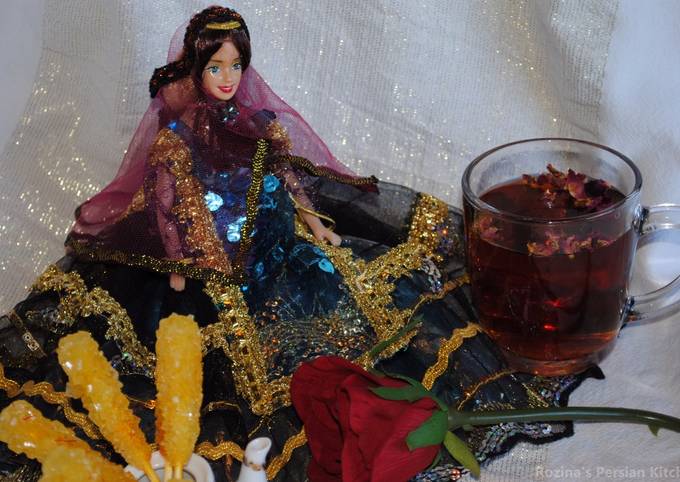 Persian black tea with dried rose petals