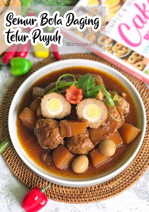 Foto resep Semur Bola Bola Daging Isi Telur Puyuh