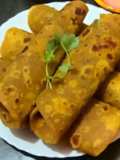 মশালা ত্থেপলা (Masala thepla recipe in bengali) রেসিপির প্রধান ছবি