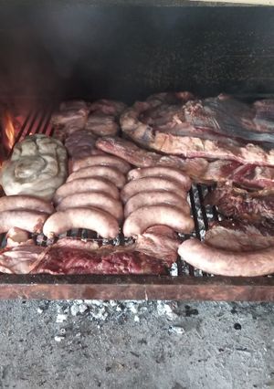 Una foto de Asado Argento