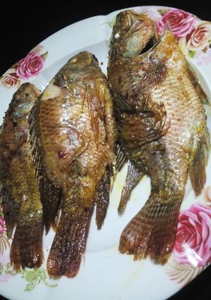 Soyayyen kifi ainihin hoton girkin