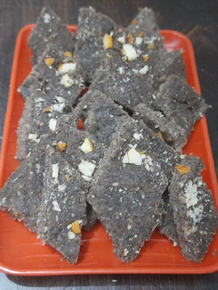 A picture of Navratri kuttu burfi.
