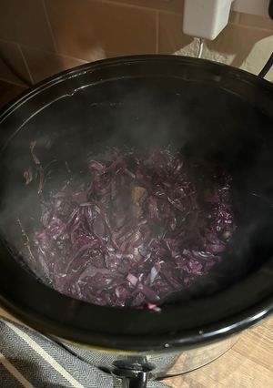 A picture of The best braised red cabbage (slow cooker).