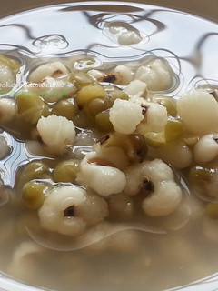 燉鍋版的綠豆薏仁湯~~『免浸泡』軟q綿密 的食譜成品照片