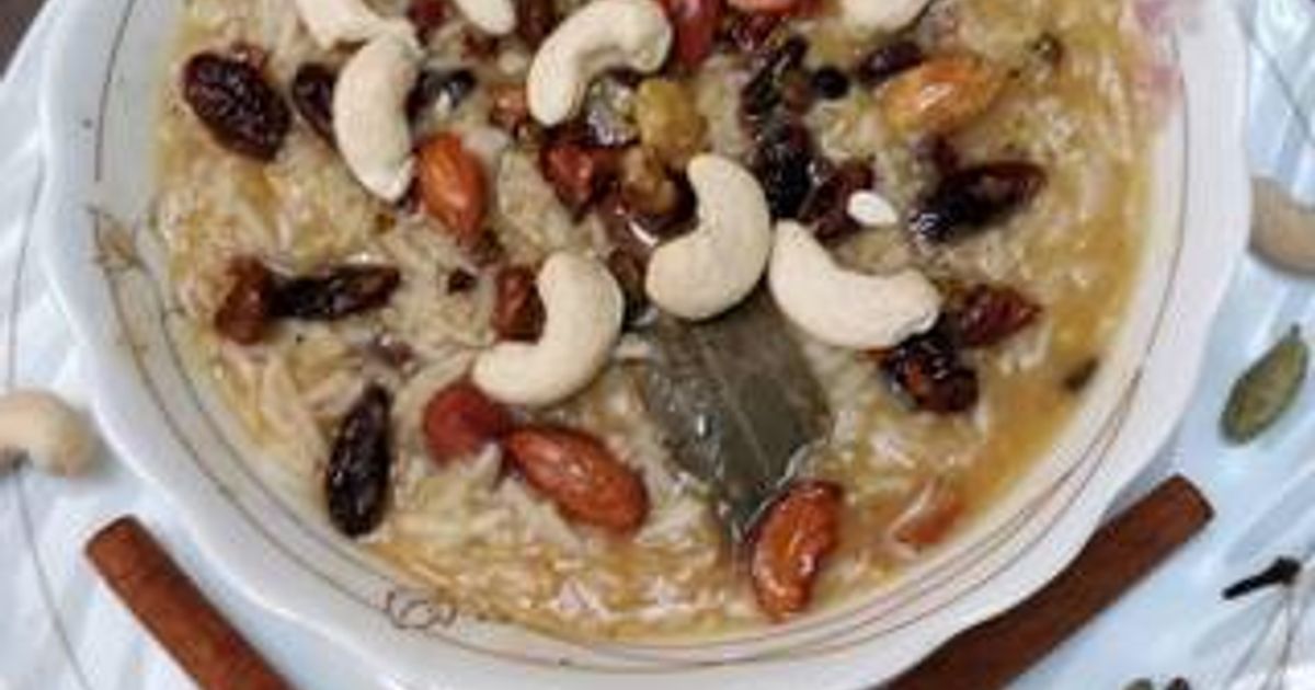 Mithi Making Mithi Khichdi Recipe by Sadhana Mohindra - Cookpad