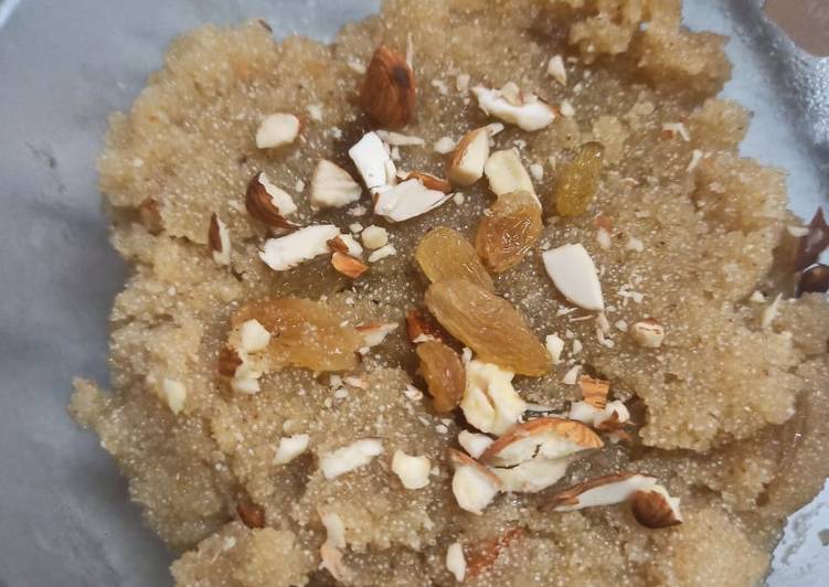 How to Make Perfect Sooji ka Halwa