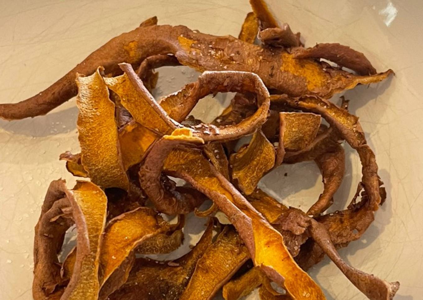 Sweet Potato Peel Crisps