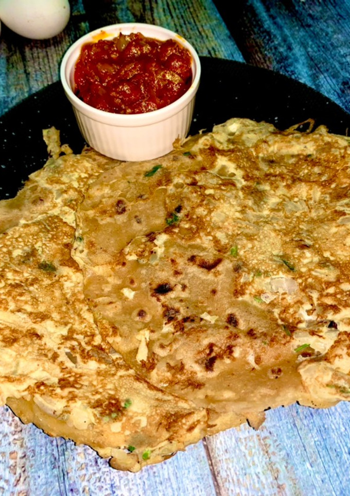 முட்டை சப்பாத்தி மற்றும் தக்காளி தொக்கு (Muttai chappathi and thakkali thokku recipe in tamil) செய்முறை முக்கிய புகைப்படம்