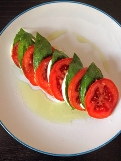 Una foto de Ensalada caprese