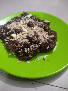 રાગી હલવા (Ragi Halwa Recipe In Gujarati) રેસીપી મુખ્ય ફોટો