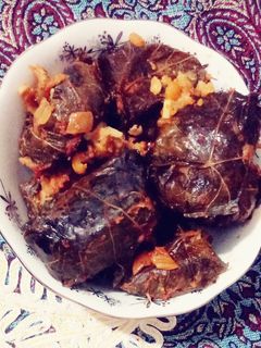 عکسی از دستور دلمه برگ مو