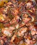 Pollo al horno con salsa de tomate y vinagre de manzana