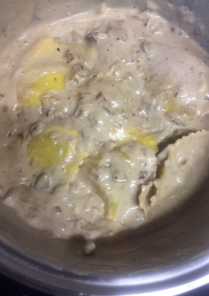 Una foto de Pasta rellena de boletus