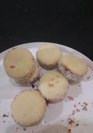 Una foto de Alfajores distintos