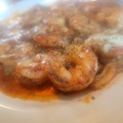 A picture of Seasoned Shrimp w/ EZ Homemade Sauce &fresh Mozzarella.