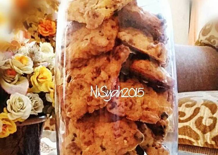 Kukis Cokelat Raksasa