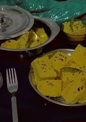 A picture of Dhokla.
