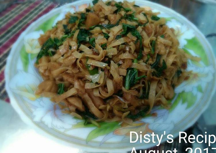 Resep Kwetiau Goreng Baso Sapi yang Bisa Manjain Lidah