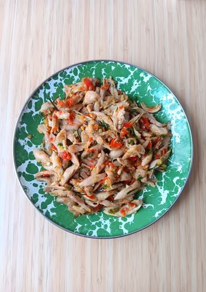 Foto resep Ayam suwir daun jeruk