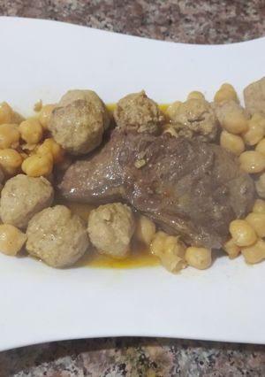 Une photo de Boules de viande hachée au viande