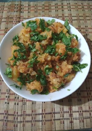 A picture of Aloo ki sukhi bhaji.