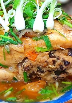Hình của món Cá nhồi thịt hấp.