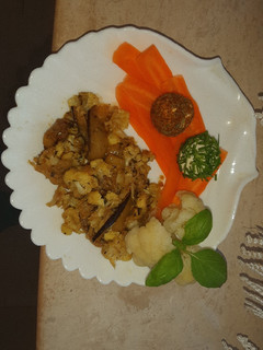 A picture of Fried Gobhi with Cheese balls.