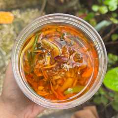A picture of Sambal Bawang Teri Lokio.