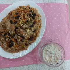 A picture of Chicken Afghani pulao.