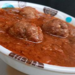 A picture of Meat ball sauce.