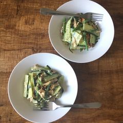 「Grilled lemon Chicken Salad」 A picture of 「Grilled lemon Chicken Salad」.