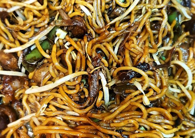 Recipe of Super Quick Homemade Authentic Vegetable Chow Mein