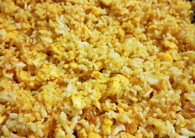 77. Nasi Goreng Kuning