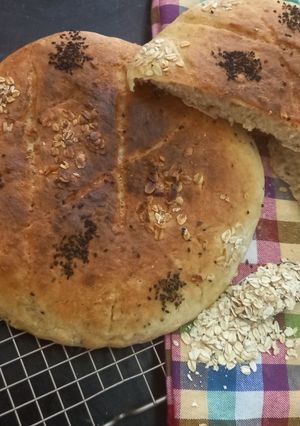 A picture of Oat and Whole Wheat Bread.