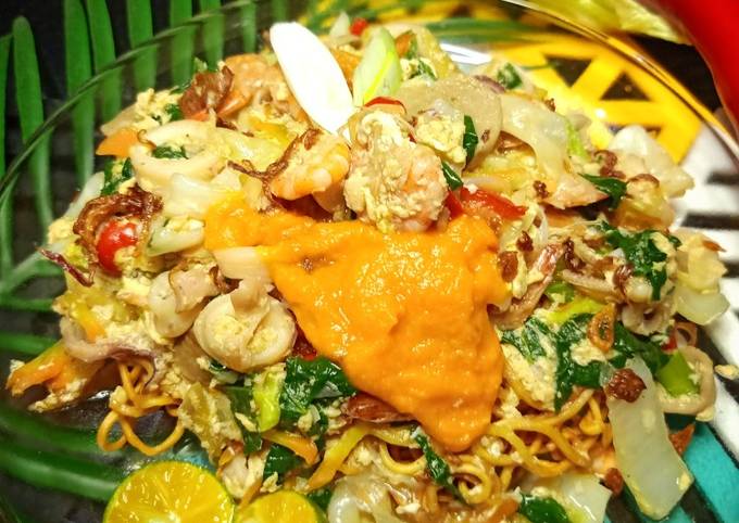 Mie Titi / Ifumie Seafood