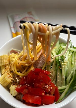 日式彩虹涼麵 的食譜成品照片