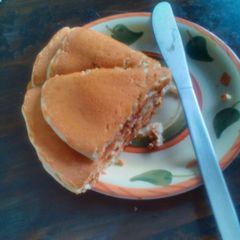 A picture of Golden Brown Pancakes.
