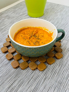 Una foto de Crema de zanahoria y tomate