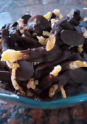 Una foto de Naranjas con chocolate