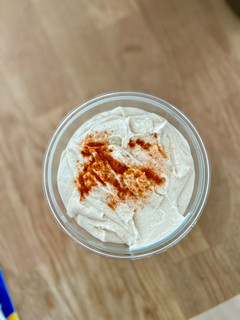Una foto de Hummus de alubia blancas de bote