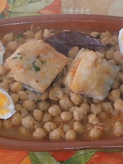 Una foto de Garbanzos con bacalao