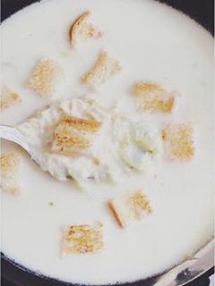 Sajtkrémleves recept fotója