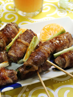 【御釀燒烤滋味】蔥捲烤肉串 的食譜成品照片