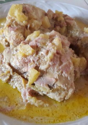 Una foto de Pollo a la hawuaiana