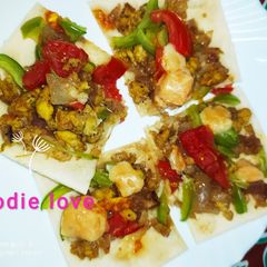 A picture of Crispy cracker veggies and chicken.