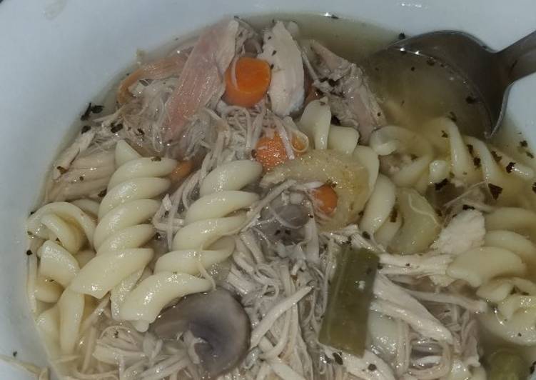 Turkey soup (Leftover Thanksgiving Turkey)