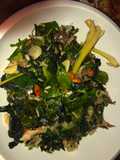 Sayur mlinjo daun pepaya pedas