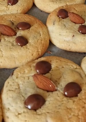 Une photo de Cookies chocolat amandes